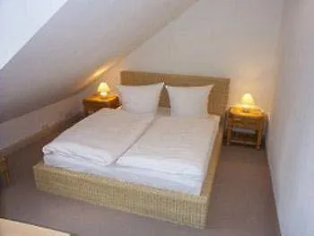 Saechsischer Hof מלון 4*